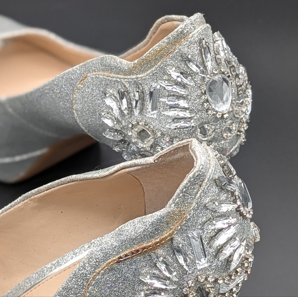 Gianni Bini Merri Silver Platform Embellished Heels - Picture 11 of 12